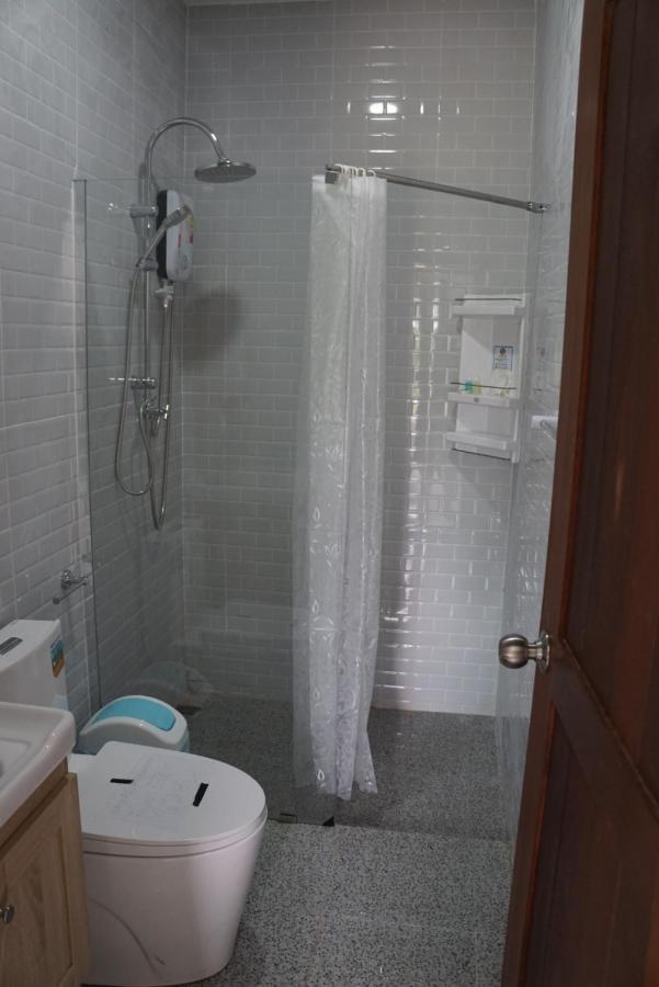Evie Mae Resort Ban Cha-om 外观 照片
